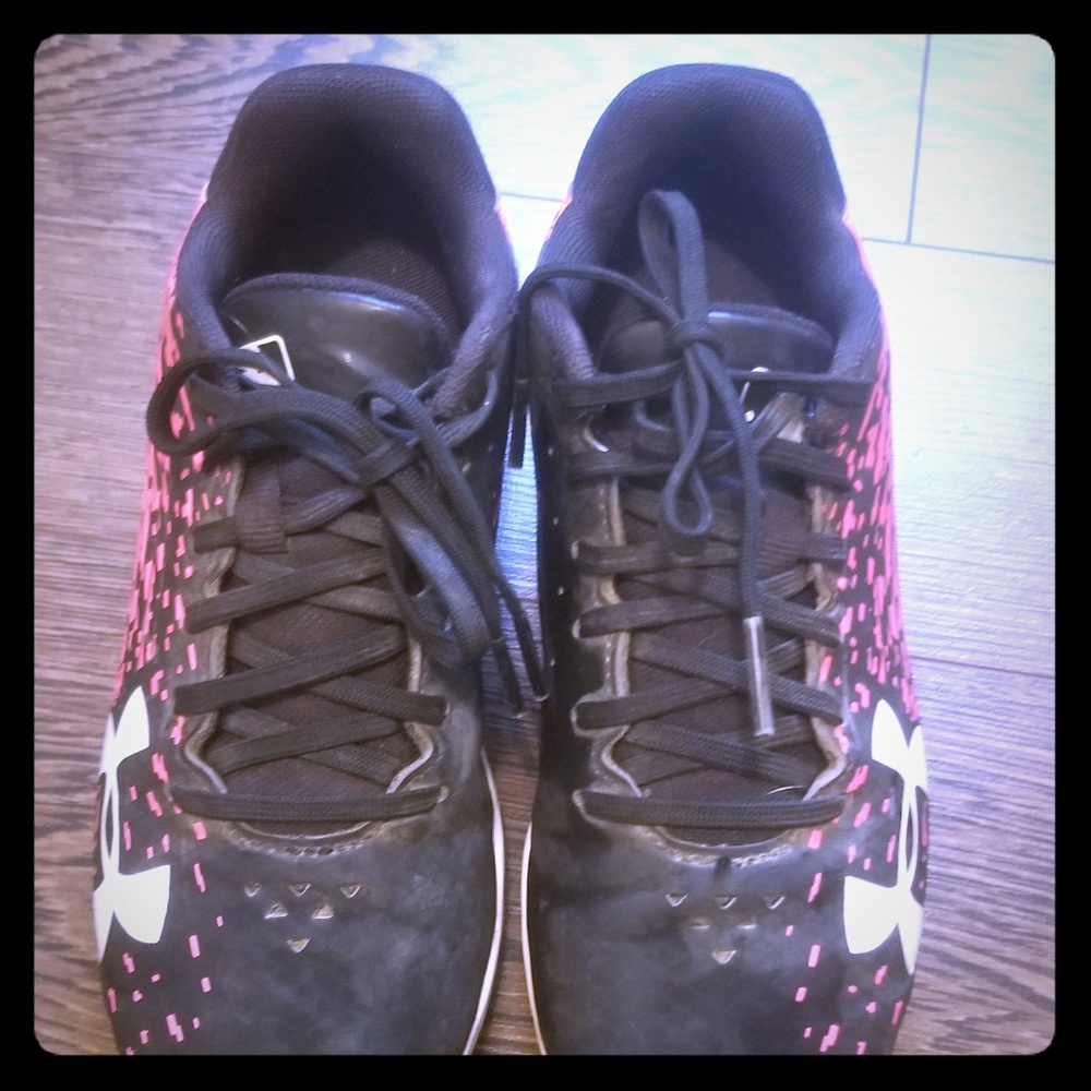 Youth girls cleats